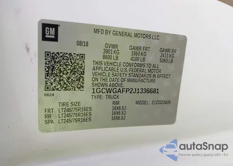 2018 Chevrolet Express 2500 Work Van z USA, uszkodzony, nr VIN 1GCWGAFP2J1336681